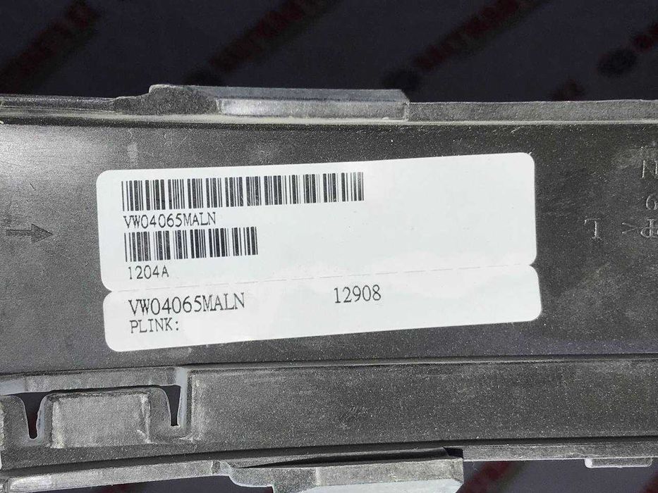 Молдинг VW PASSAT B5+ 01-