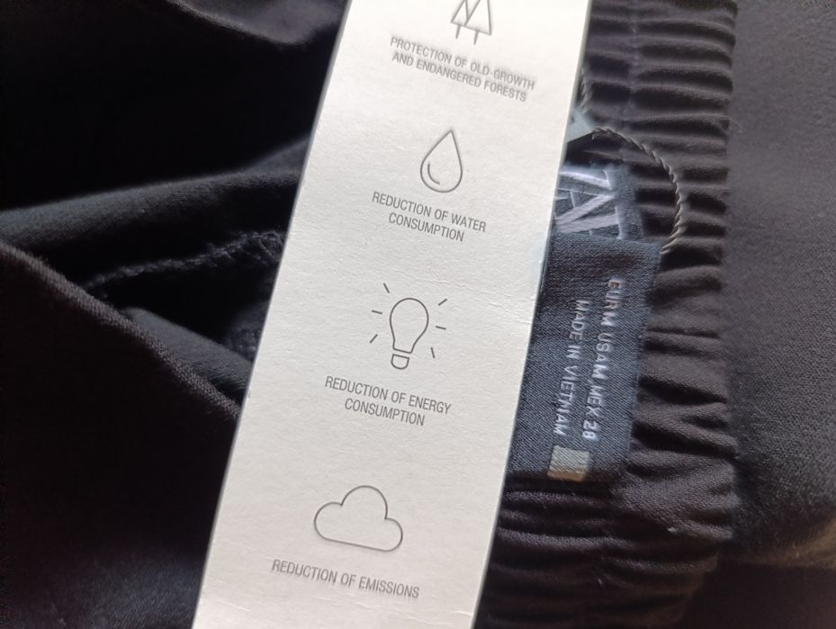 Pantaloni office cu nasturi aurii Zara M