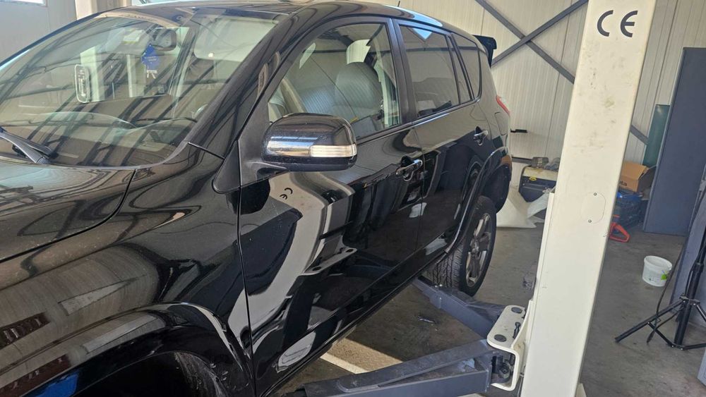 Piese din dezmemebrari pt Toyota Rav4 2.2D 150cp cv automata 2009-2012