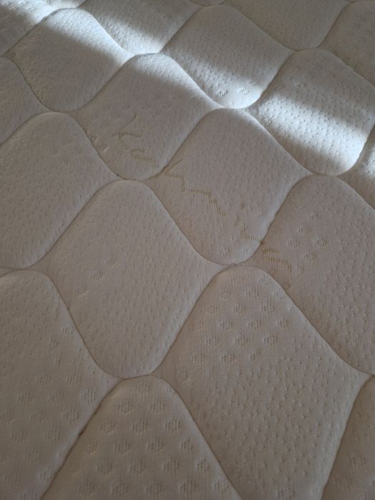 Двулицев матрак Тед 180