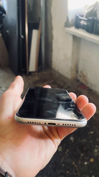 Iphone 11 64gb .