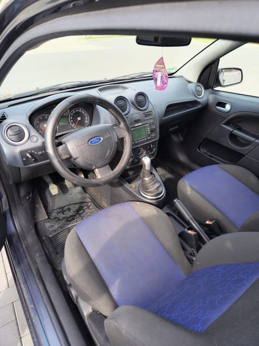 Ford fiesta 1.4 benzina