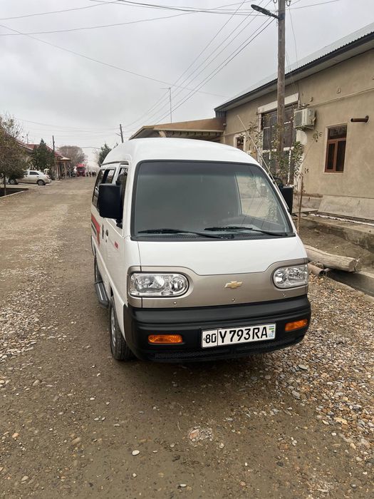 Damas srochno sotiladi