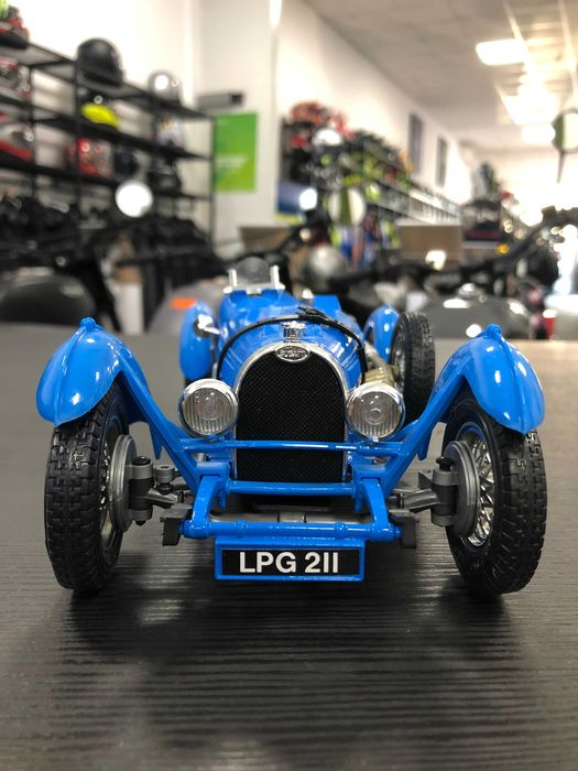 BBURAGO нова метална колекционерска количка BUGATTI TYPE 59 1934г.1:18