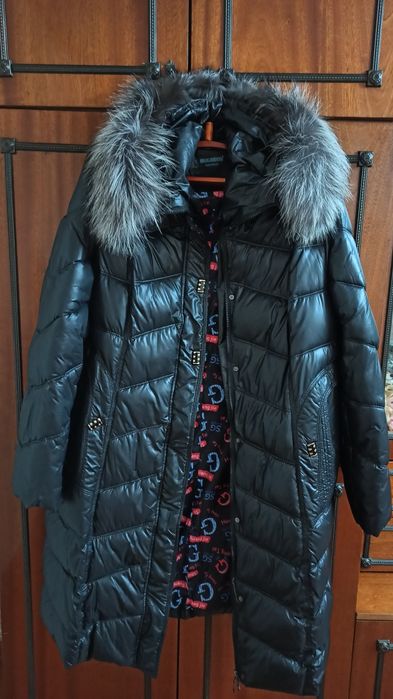 Продам зимний пуховик