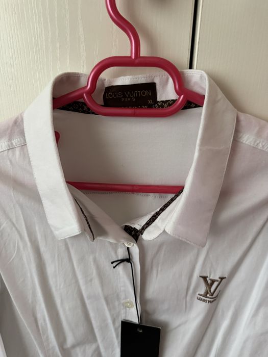 Camasi alba si alba cu model