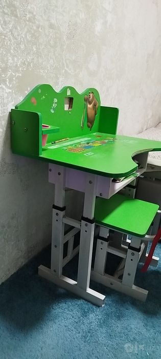 Парта для школьников