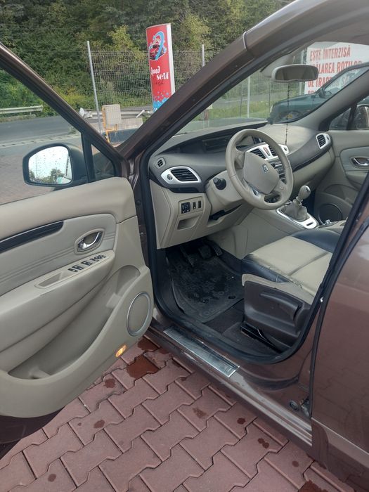 Renault Megan Șcenic 15 dci