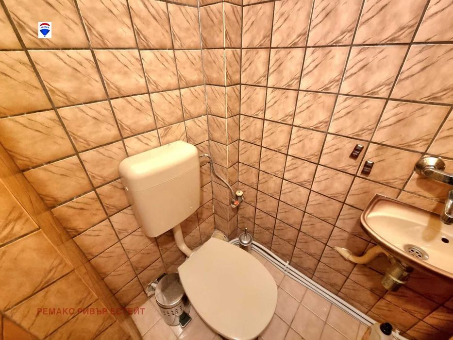 Тристаен апартамент за продажба в центъра на гр. Русе