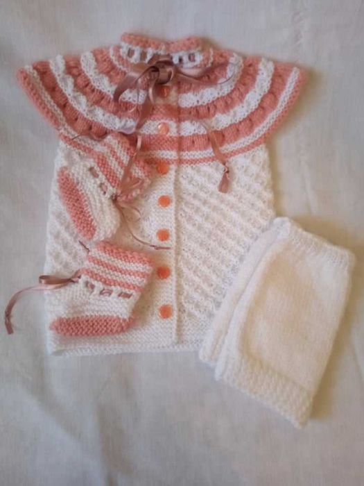 Ръчно плетени бебешки комплекти - НОВИ!