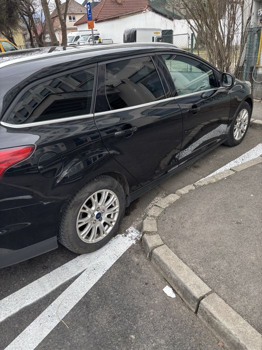 Ford focus mk3 1.6 benzina  automata