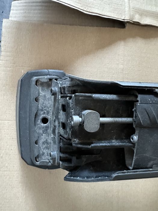 Рейки Thule, WingBar Edge, черни, много добро състояние