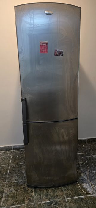 Vand mobilier in stare buna