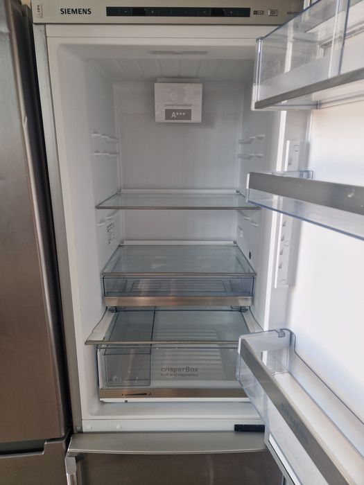 Хладилник с фризер Siemens A+++