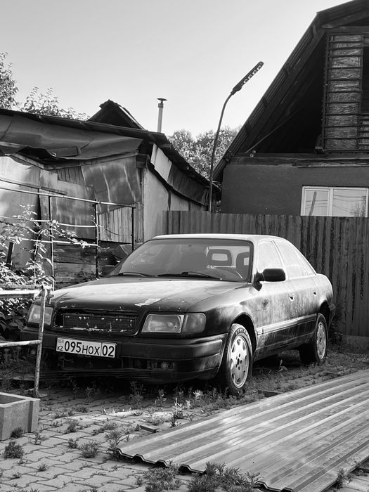 Ауди 100 с4 1991г 2.3