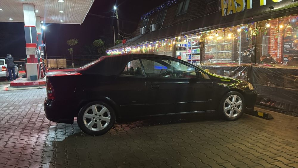Se vinde opel bertone , se negociază la preț