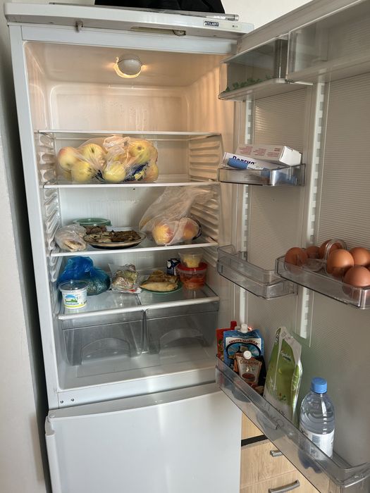 Продам холодильник