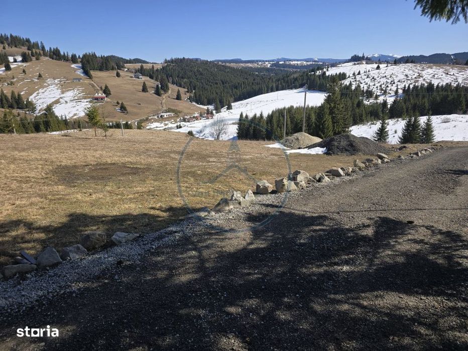 Teren intravilan 1500 mp – Zona deosebita, Piatra Fantanele
