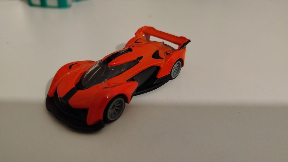 Машинки Хотвилс разные