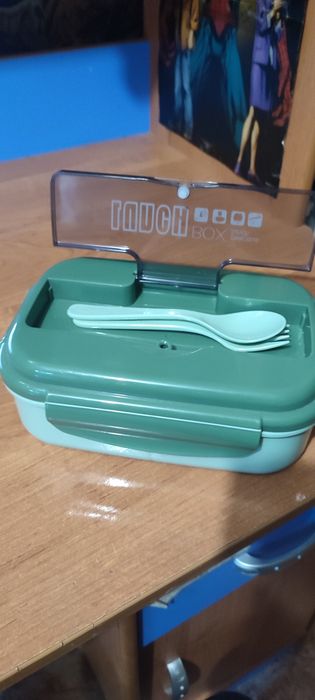 Продам ланчбокс новый