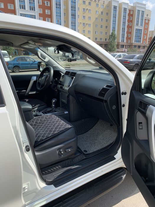 Аренда авто с водителем.Проката нет