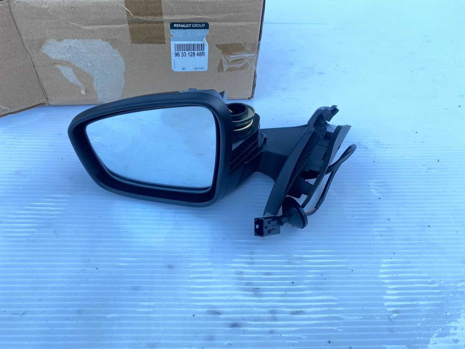 Oglinda stanga Dacia Spring noua originala Dacia