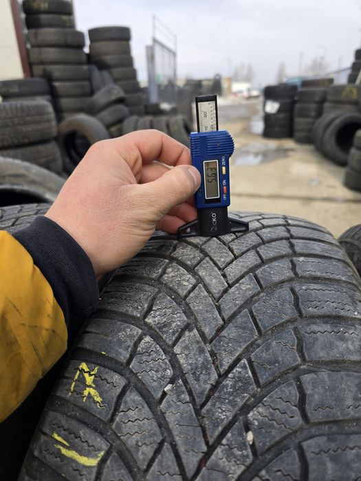 Anvelope de iarna 215-65r17 Bridgestone