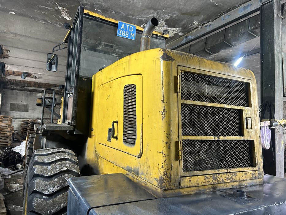 Погрузчик двух кубовый китай 2014