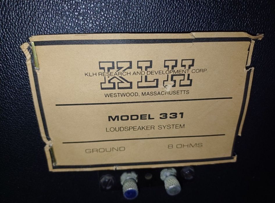 Boxe vintage KLH model 331