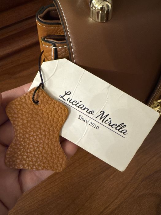 Кожаная рыжая сумка