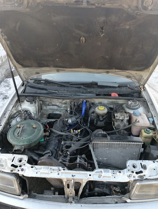 Продам Ауди 80 б4