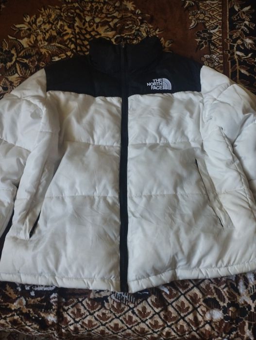 Срочно продам куртку