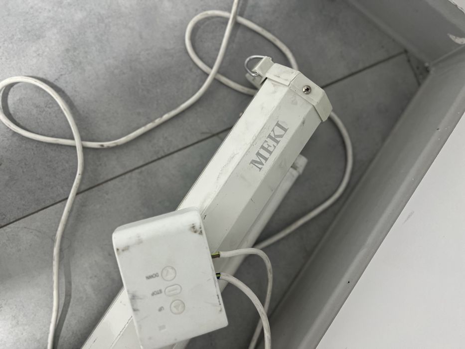 Epson proektor, proektor ekrani