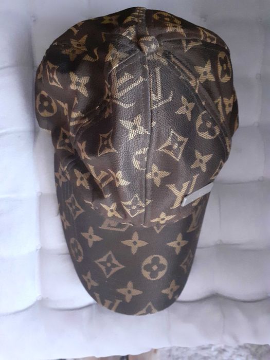 Шапка Louis Vuitton