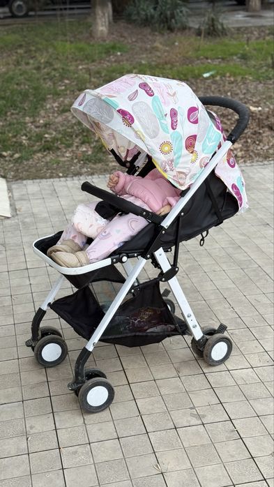 Коляска детская целая