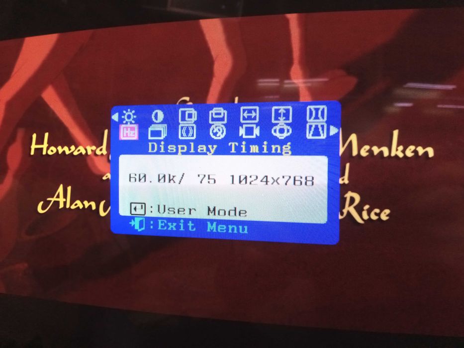 Качествен ретро монитор Compaq S510 , 15 инча, напълно работещ