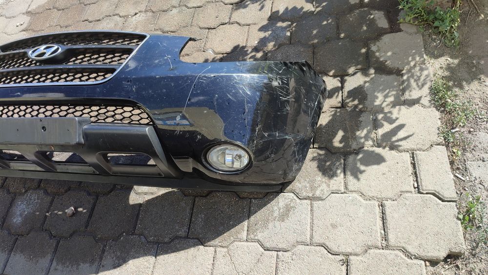 Передний бампер на Hyundai сантофе 2