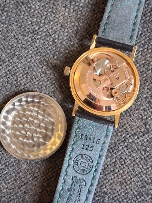 Vînd OMEGA calibru 552,