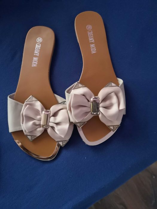 Дамски обувки нови