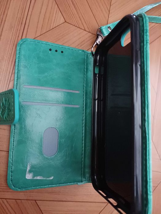 Чехол на телефон универсальный и на Айфон 7