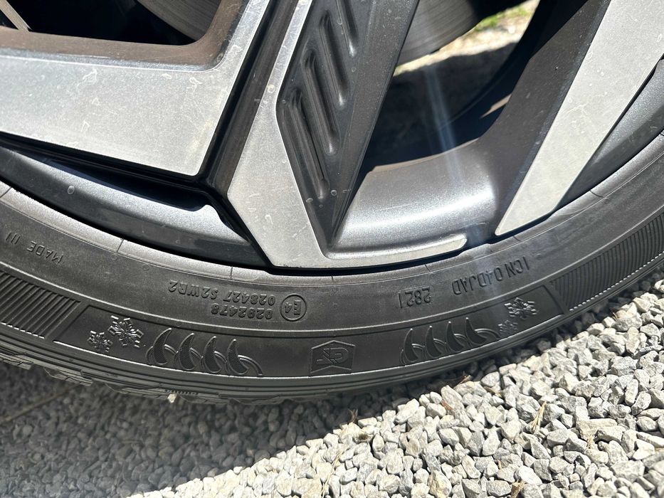 Зимни гуми 235/50 R 19