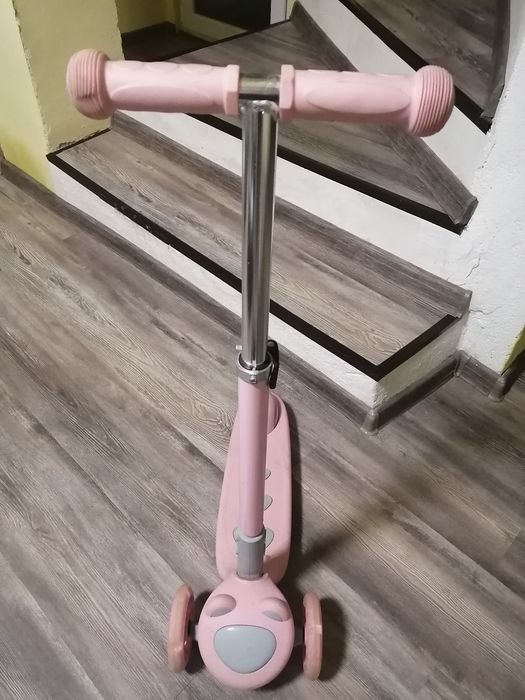 Тротинетка розова