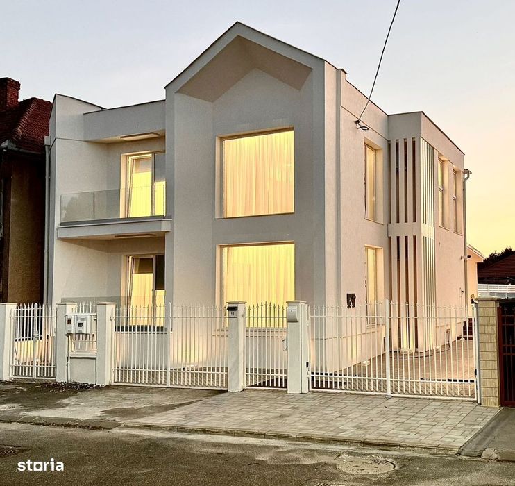 Vand casa in Deva D+P+E, zona centrala (Marasti), suprafata 375 mp,
