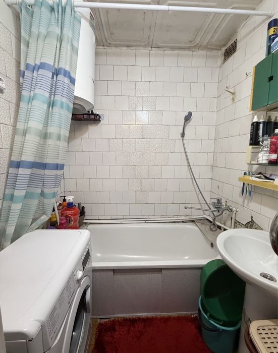 Продаю 3х комн кв., улучшенной планировки.