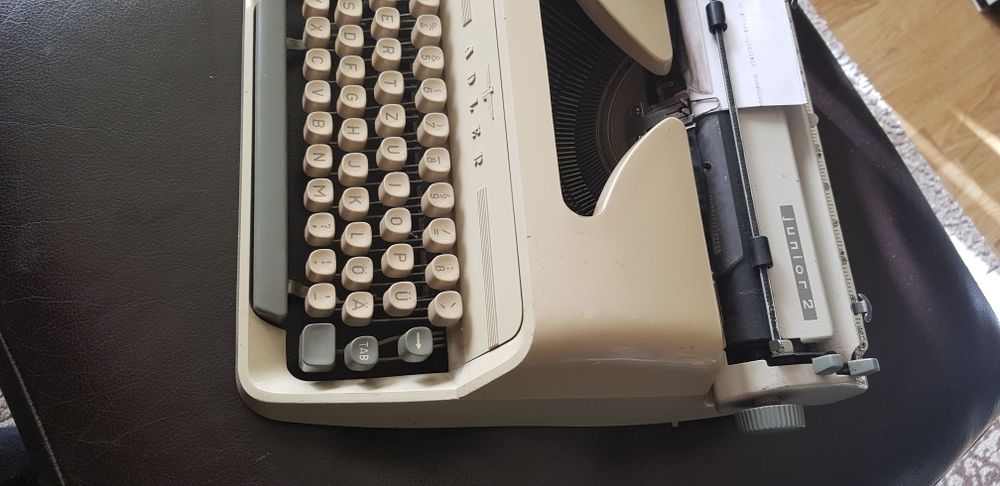 Masine de scris Adler Junior 2