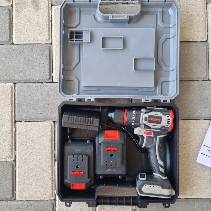 Шуруповерт безщеточный