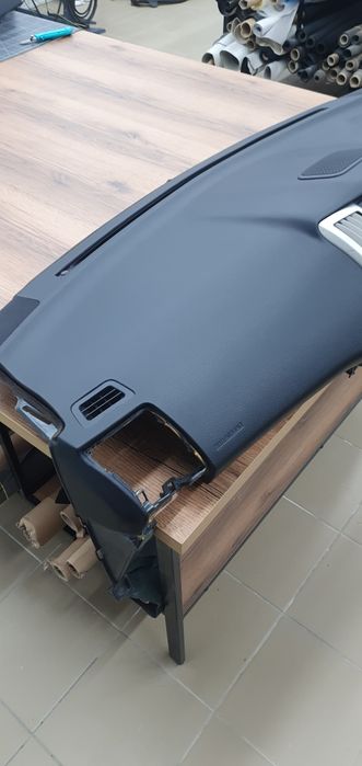 Панель Toyota Harrier