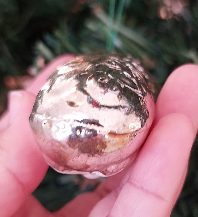 Елочная игрушка малыш