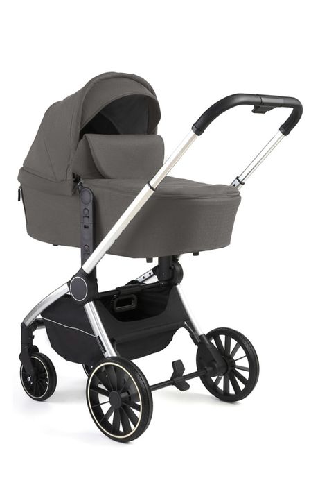 Продам коляску 3в1