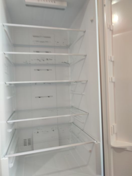 СРОЧНО продам холодильник